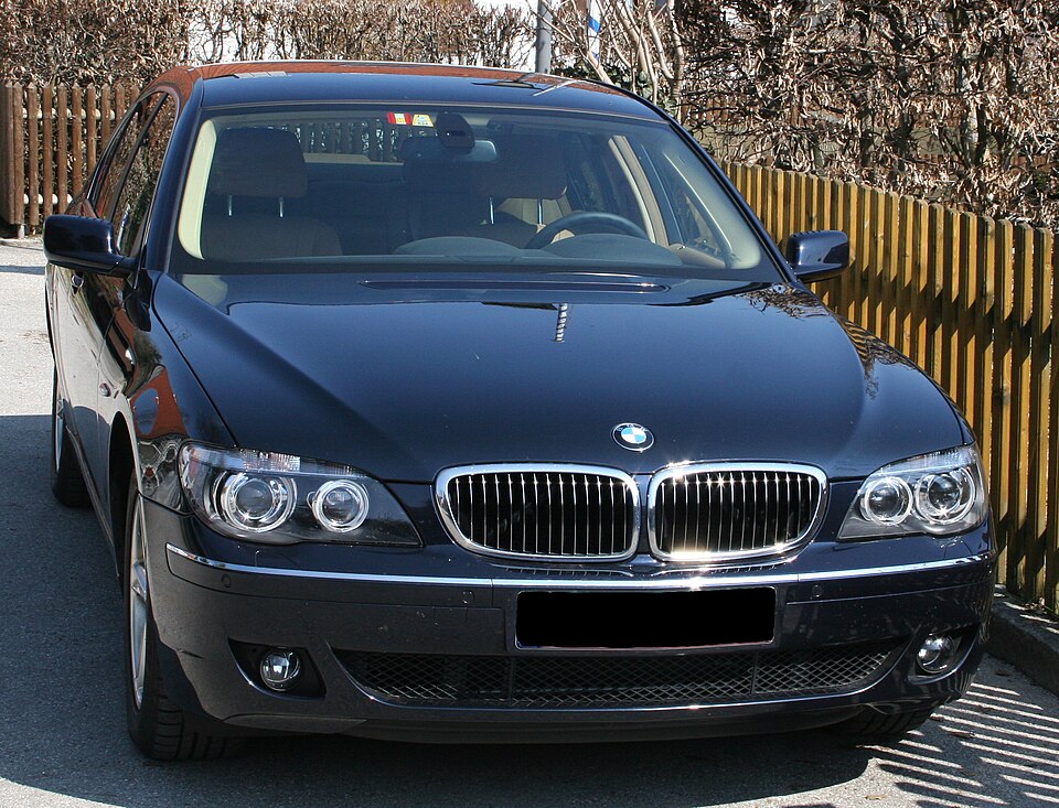 BMW 7 Series E65