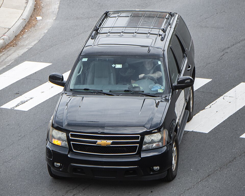 Chevrolet Suburban GMT900