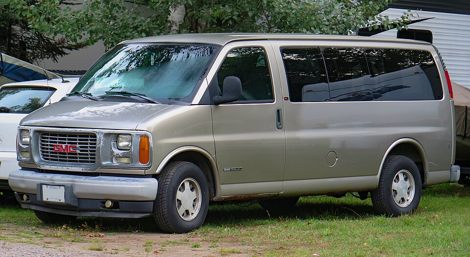 GMC Savana