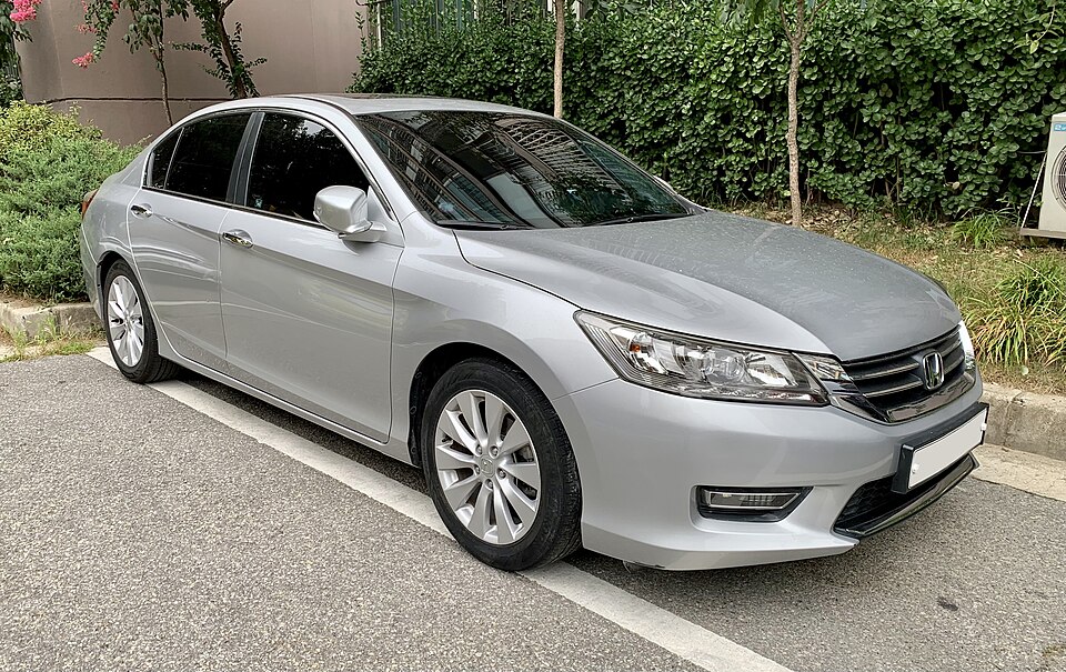 Honda Accord 9th gen (CR)