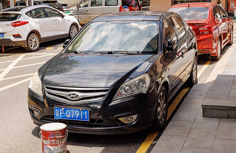 Hyundai Elantra HD