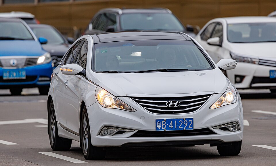 Hyundai Sonata YF