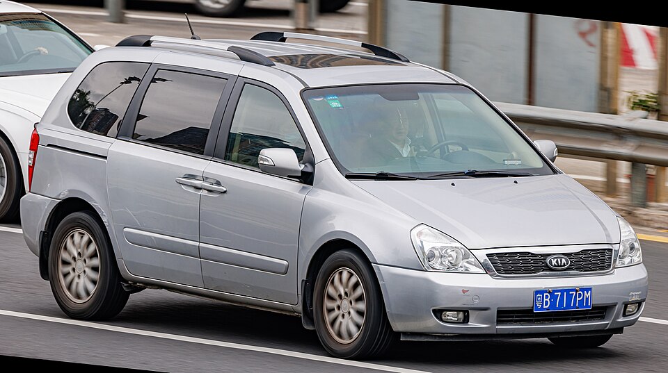 Kia Carnival VQ