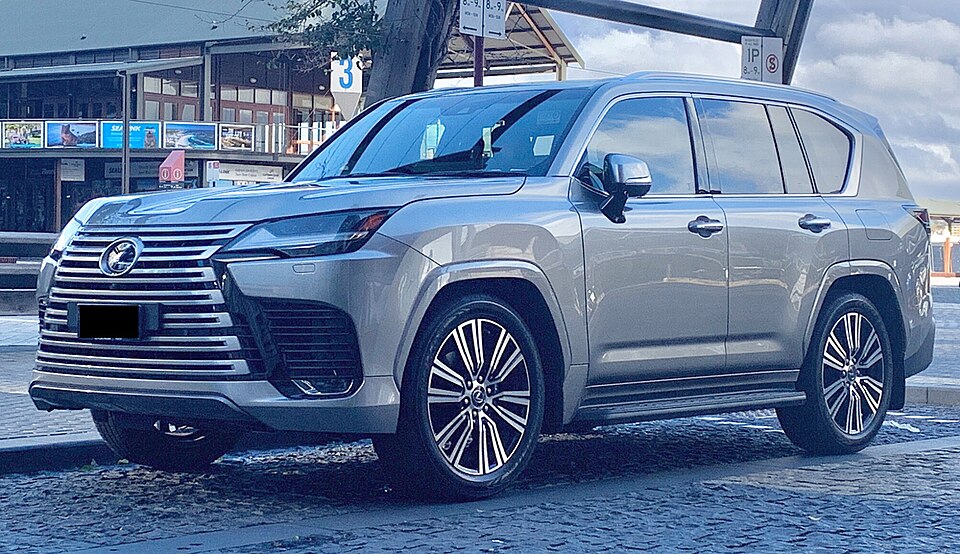 Lexus LX