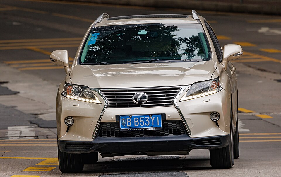 Lexus RX AL10