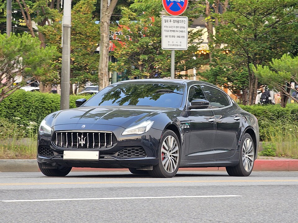 Maserati Quattroporte