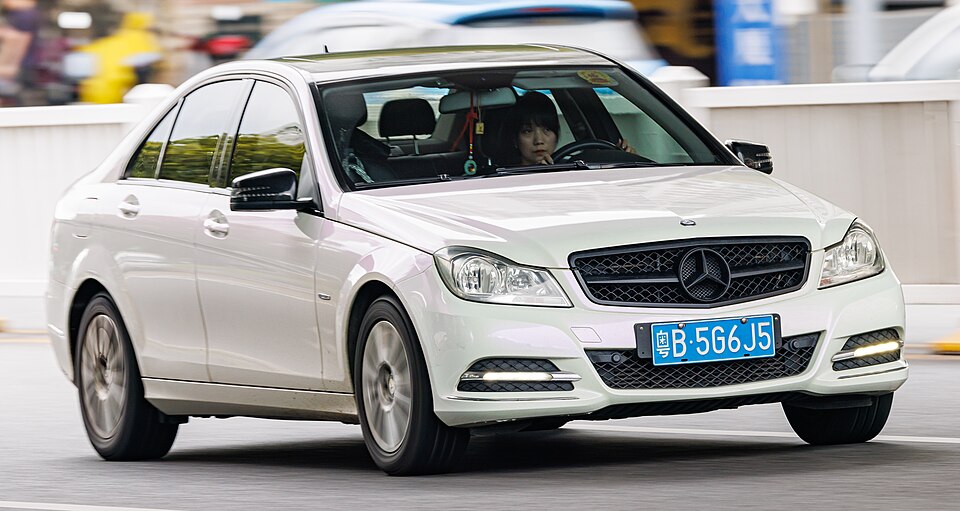 Mercedes-Benz C-Class W204