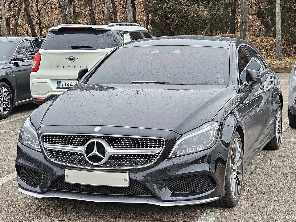 Mercedes-Benz CLS C218