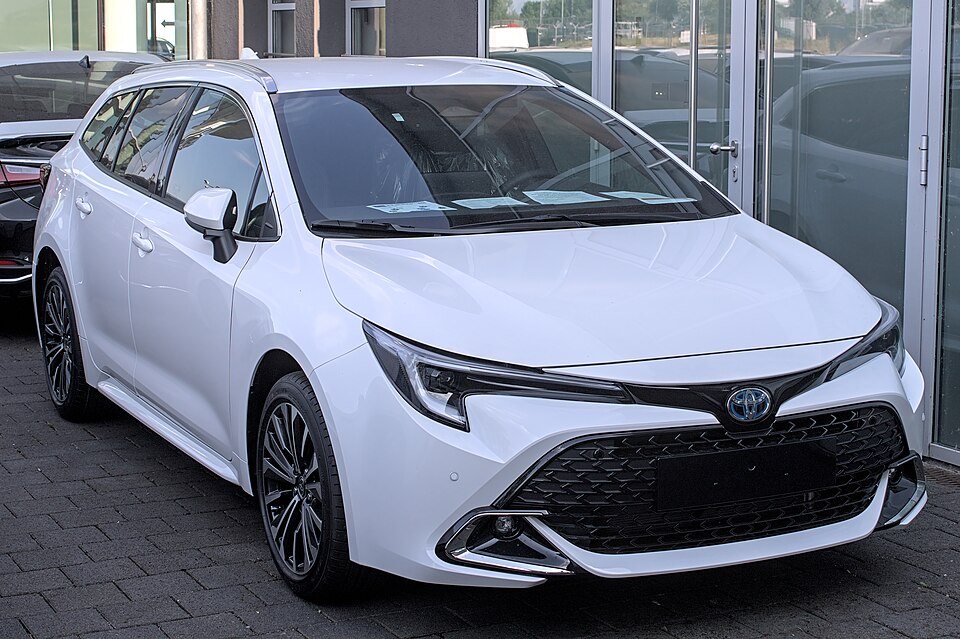 Toyota Corolla E210