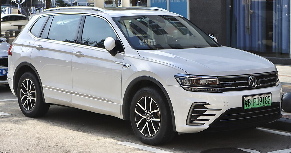 Volkswagen Tiguan AD1